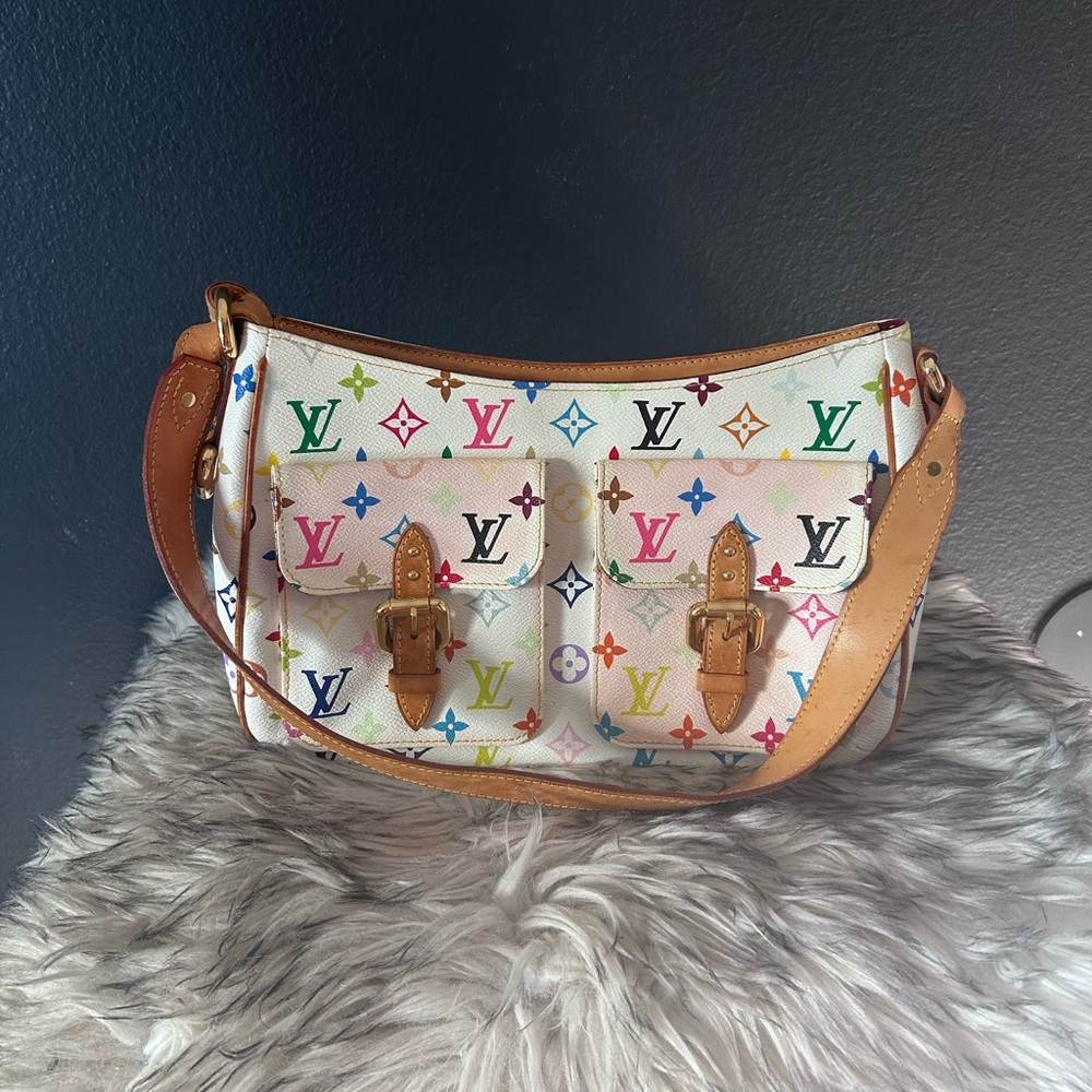 Louis Vuitton lodge Bag
